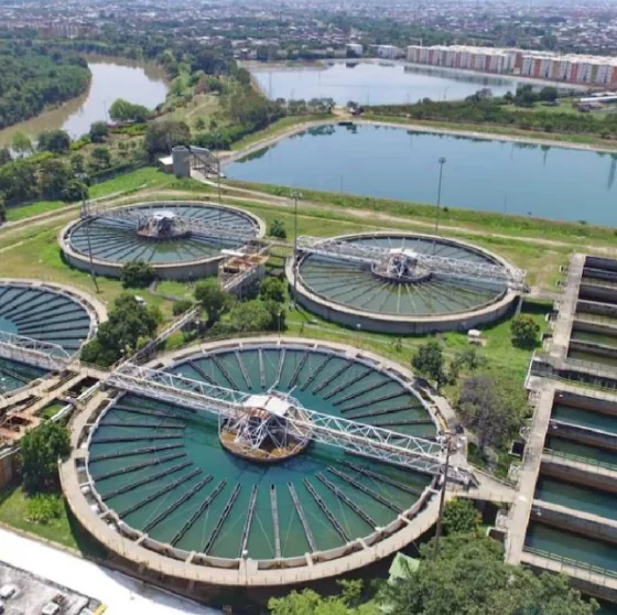 Imagen de infraestructura hídrica asociada al reservorio en el portafolio publicado
